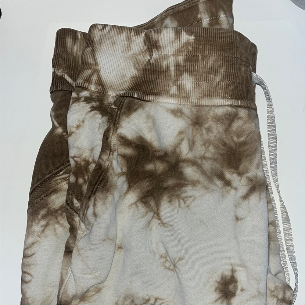 Lulumeon Brown Tie-Dye Joggers